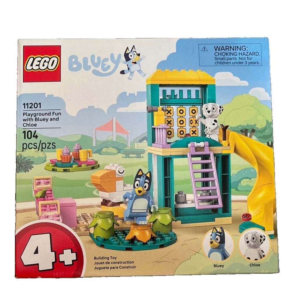 LEGO Bluey 104pc PLAYGROUND FUN WITH BLUEY & CHLOE Building Set #11201